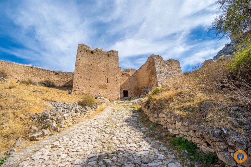 Akrocorinthos, the biggest ancient fortress of the Peloponnese. - Gastronomy Tours akrokorinthos 1 3 copy orig 1 - Gastronomy Tours